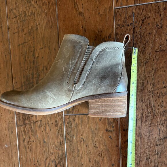 KORKS Ankle Boots/Booties. Size 8. Tan. NWOT - Picture 6 of 8